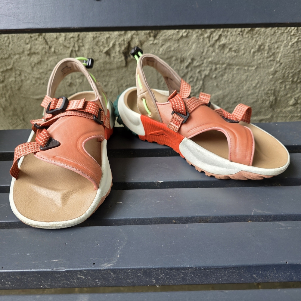 Nike Wmns Oneonta Sandal 'Light Madder Root'